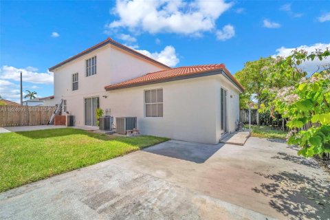 Купить виллу или дом в Майами, Флорида 4 спальни, 238.11м2, № 1990260 - фото 6