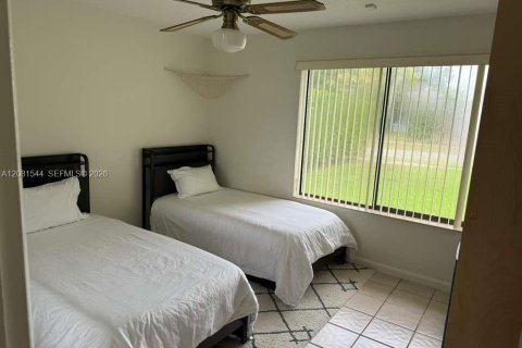 Villa ou maison à louer à Palmetto Bay, Floride: 3 chambres, 146.79 m2 № 2348804 - photo 22