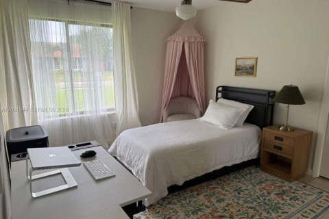 Villa ou maison à louer à Palmetto Bay, Floride: 3 chambres, 146.79 m2 № 2348804 - photo 24