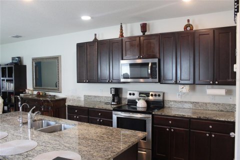 Casa en alquiler en Kissimmee, Florida, 3 dormitorios, 153.38 m2 № 1819642 - foto 4