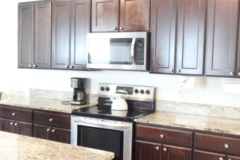 Casa en alquiler en Kissimmee, Florida, 3 dormitorios, 153.38 m2 № 1819642 - foto 7