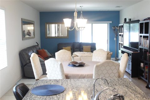 Casa en alquiler en Kissimmee, Florida, 3 dormitorios, 153.38 m2 № 1819642 - foto 10