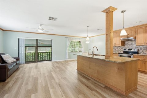 Copropriété à vendre à Safety Harbor, Floride: 2 chambres, 98.48 m2 № 2231217 - photo 4