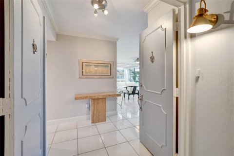 Купить кондоминиум в Форт-Лодердейл, Флорида 3 комнаты, 139.35м2, № 2268051 - фото 4