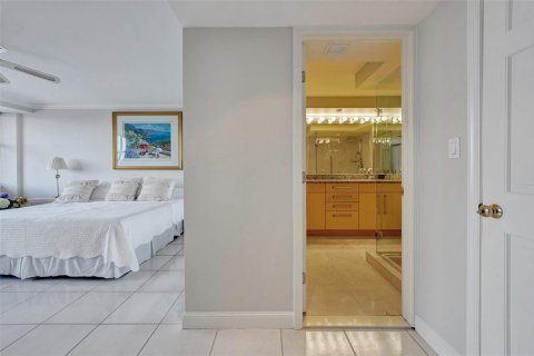 Купить кондоминиум в Форт-Лодердейл, Флорида 3 комнаты, 139.35м2, № 2268051 - фото 25
