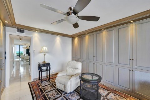 Купить кондоминиум в Форт-Лодердейл, Флорида 3 комнаты, 139.35м2, № 2268051 - фото 24