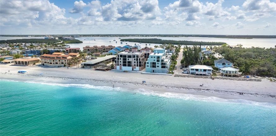 Condo in Englewood, Florida, 3 bedrooms  № 1802360