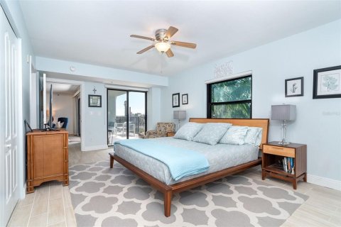 Condo in Englewood, Florida, 3 bedrooms  № 1802360 - photo 24