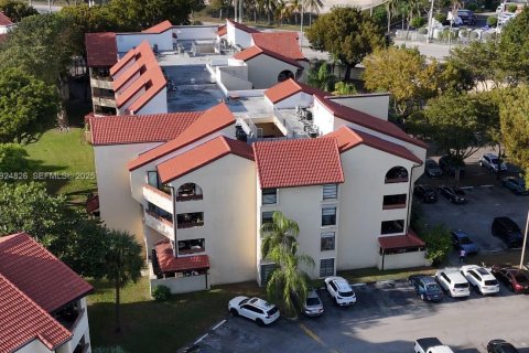 Apartamento en Miami, Florida 3 dormitorios, 115.2 m2 № 1988512