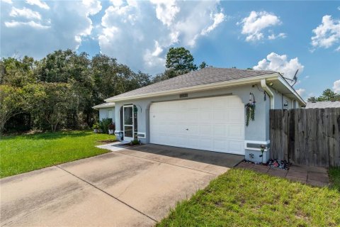 House in Ocala, Florida 3 bedrooms, 157.47 sq.m. № 1909237 - photo 7
