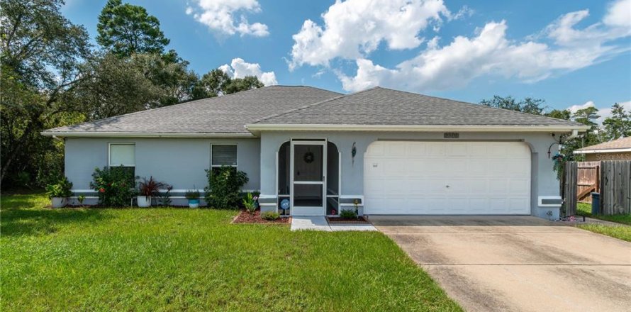 House in Ocala, Florida 3 bedrooms, 157.47 sq.m. № 1909237