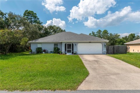 House in Ocala, Florida 3 bedrooms, 157.47 sq.m. № 1909237 - photo 2