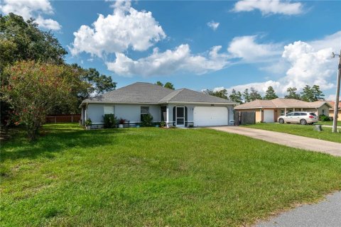 House in Ocala, Florida 3 bedrooms, 157.47 sq.m. № 1909237 - photo 4