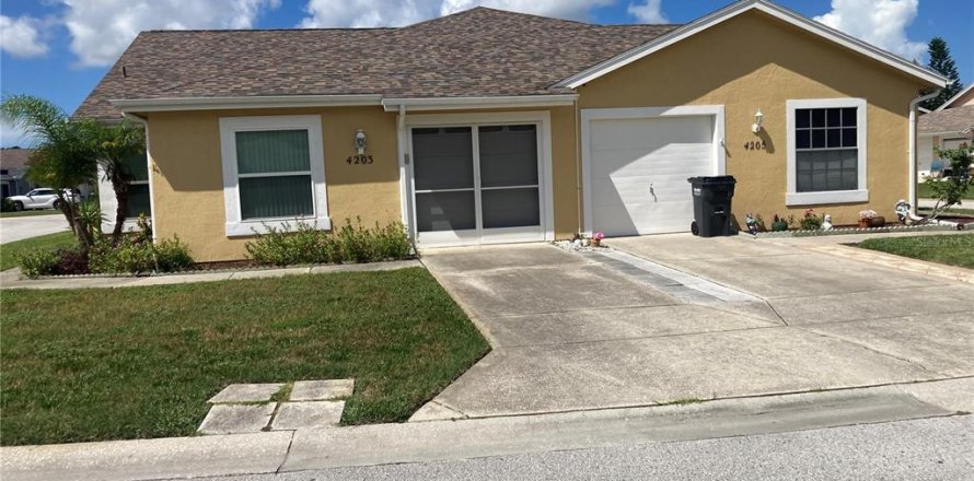 Casa en New Port Richey, Florida 2 dormitorios, 109.07 m2 № 1886938