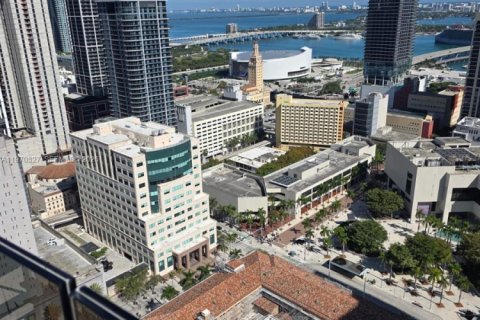 Condo in Miami, Florida, 1 bedroom № 2242806 - photo 17