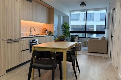 Condo in Miami, Florida, 1 bedroom № 2242806 - photo 5