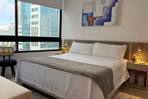 Condo in Miami, Florida, 1 bedroom № 2242806 - photo 8