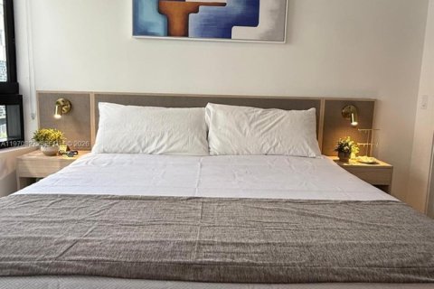 Condo in Miami, Florida, 1 bedroom № 2242806 - photo 6