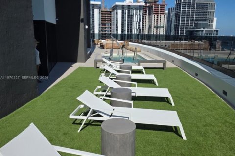 Condo in Miami, Florida, 1 bedroom № 2242806 - photo 19