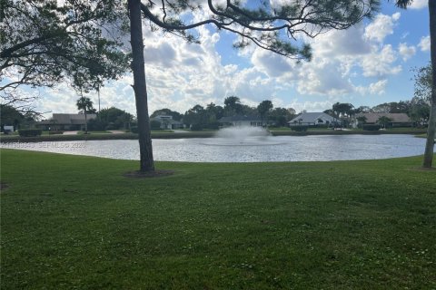 Touwnhouse à vendre à Palm Beach Gardens, Floride: 3 chambres, 176.98 m2 № 2030675 - photo 7