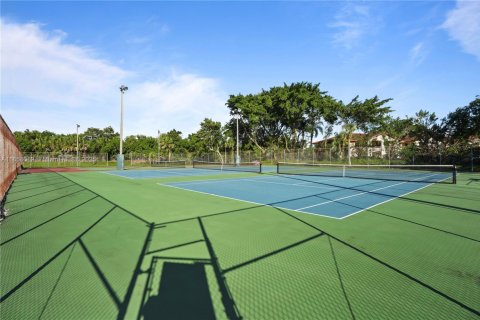 Купить кондоминиум в Маргит, Флорида 1 спальня, 66.89м2, № 1957875 - фото 29