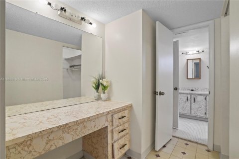 Купить кондоминиум в Маргит, Флорида 1 спальня, 66.89м2, № 1957875 - фото 17