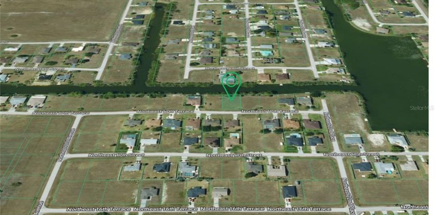 Land in Cape Coral, Florida № 2395980