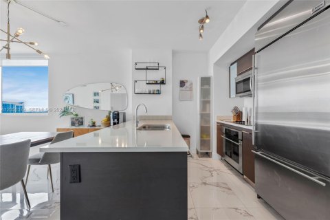 Copropriété à louer à Miami, Floride: 2 chambres, 111.48 m2 № 2145908 - photo 8