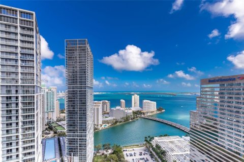 Copropriété à louer à Miami, Floride: 2 chambres, 111.48 m2 № 2145908 - photo 25