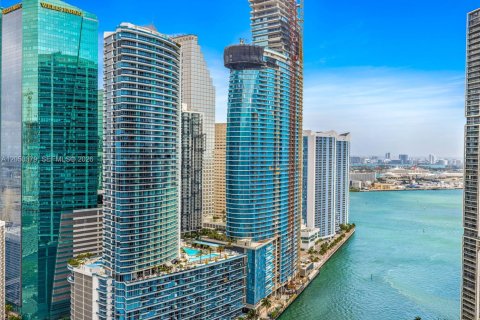 Copropriété à louer à Miami, Floride: 2 chambres, 111.48 m2 № 2145908 - photo 16