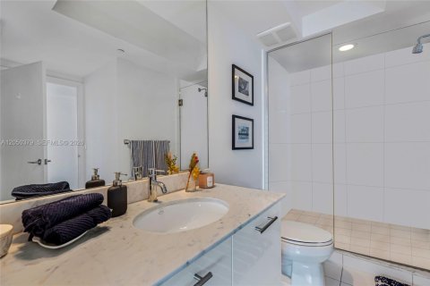Copropriété à louer à Miami, Floride: 2 chambres, 111.48 m2 № 2145908 - photo 12