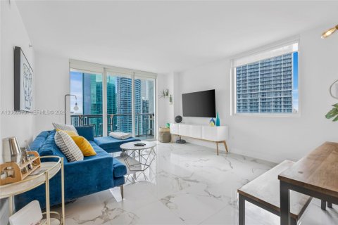 Copropriété à louer à Miami, Floride: 2 chambres, 111.48 m2 № 2145908 - photo 2