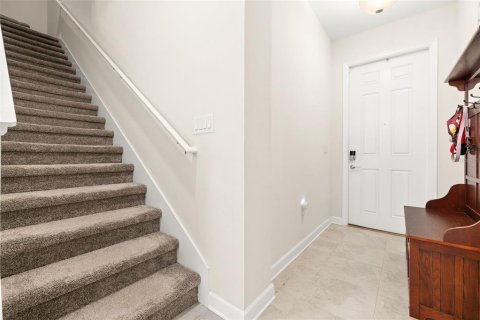 Townhouse in STOREY LAKE in Kissimmee, Florida 3 bedrooms, 173.63 sq.m. № 2229096 - photo 20