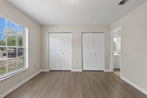 House in Brandon, Florida 3 bedrooms, 108.6 sq.m. № 2406576 - photo 21