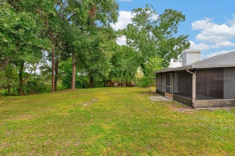 House in Brandon, Florida 3 bedrooms, 108.6 sq.m. № 2406576 - photo 2