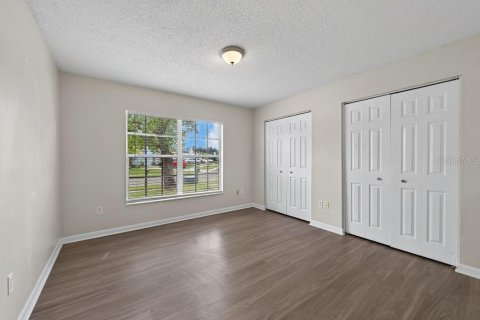 House in Brandon, Florida 3 bedrooms, 108.6 sq.m. № 2406576 - photo 20