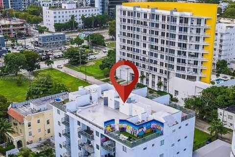 Кондоминиум с 1 спальней в Майами, Флорида № 2065531