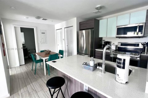 Купить кондоминиум в Майами, Флорида 1 спальня, 59.55м2, № 2065531 - фото 21