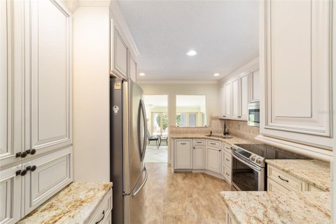 House in Silver Springs Shores, Florida 3 bedrooms, 152.45 sq.m. № 1733016 - photo 15