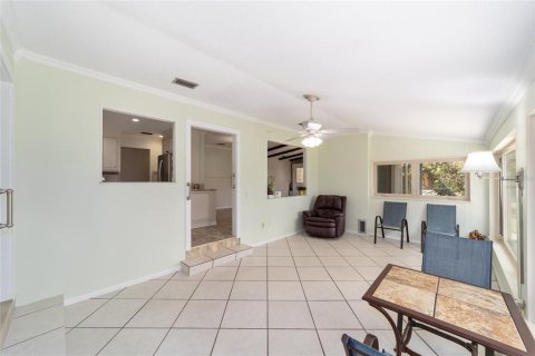 House in Silver Springs Shores, Florida 3 bedrooms, 152.45 sq.m. № 1733016 - photo 19