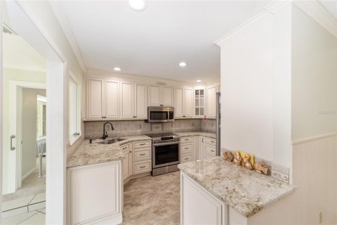 House in Silver Springs Shores, Florida 3 bedrooms, 152.45 sq.m. № 1733016 - photo 13