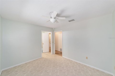 House in Silver Springs Shores, Florida 3 bedrooms, 152.45 sq.m. № 1733016 - photo 30