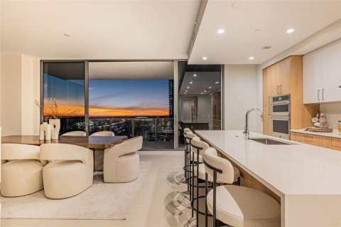 Condo in Saint Petersburg, Florida, 3 bedrooms № 2124258 - photo 17
