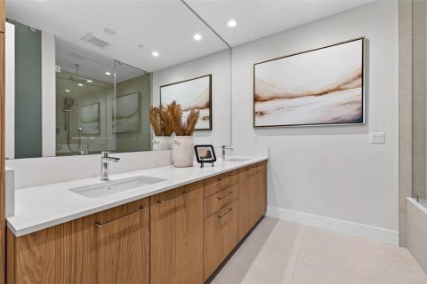 Condo in Saint Petersburg, Florida, 3 bedrooms № 2124258 - photo 7