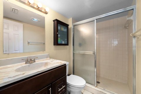 Купить кондоминиум в Клируотер, Флорида 3 комнаты, 103.59м2, № 1746904 - фото 14