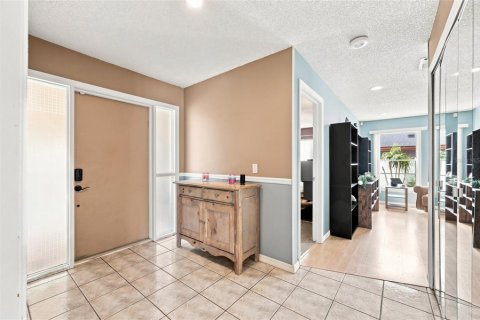 Villa ou maison à vendre à Orlando, Floride: 4 chambres, 177.44 m2 № 2356155 - photo 4