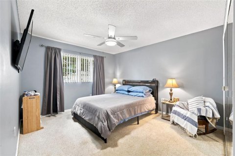 Villa ou maison à vendre à Orlando, Floride: 4 chambres, 177.44 m2 № 2356155 - photo 29