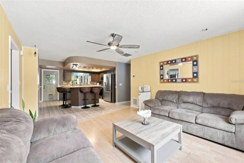 Villa ou maison à vendre à Orlando, Floride: 4 chambres, 177.44 m2 № 2356155 - photo 8