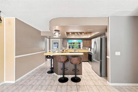 Villa ou maison à vendre à Orlando, Floride: 4 chambres, 177.44 m2 № 2356155 - photo 9