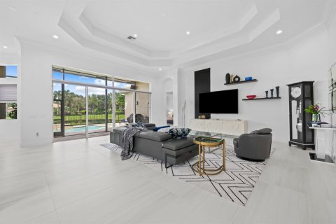 House in Boynton Beach, Florida 4 bedrooms, 265.79 sq.m. № 2381439 - photo 9